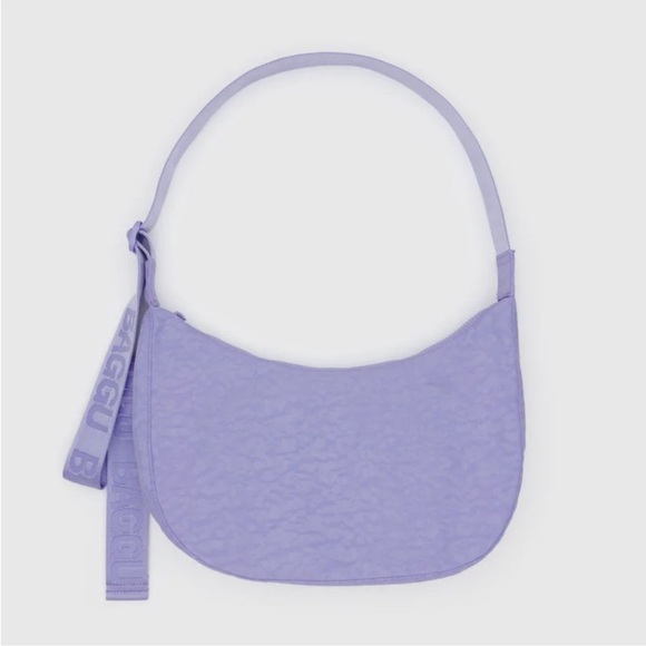 BAGGU Handbags - BAGGU Medium Crescent Bag - Wisteria Purple